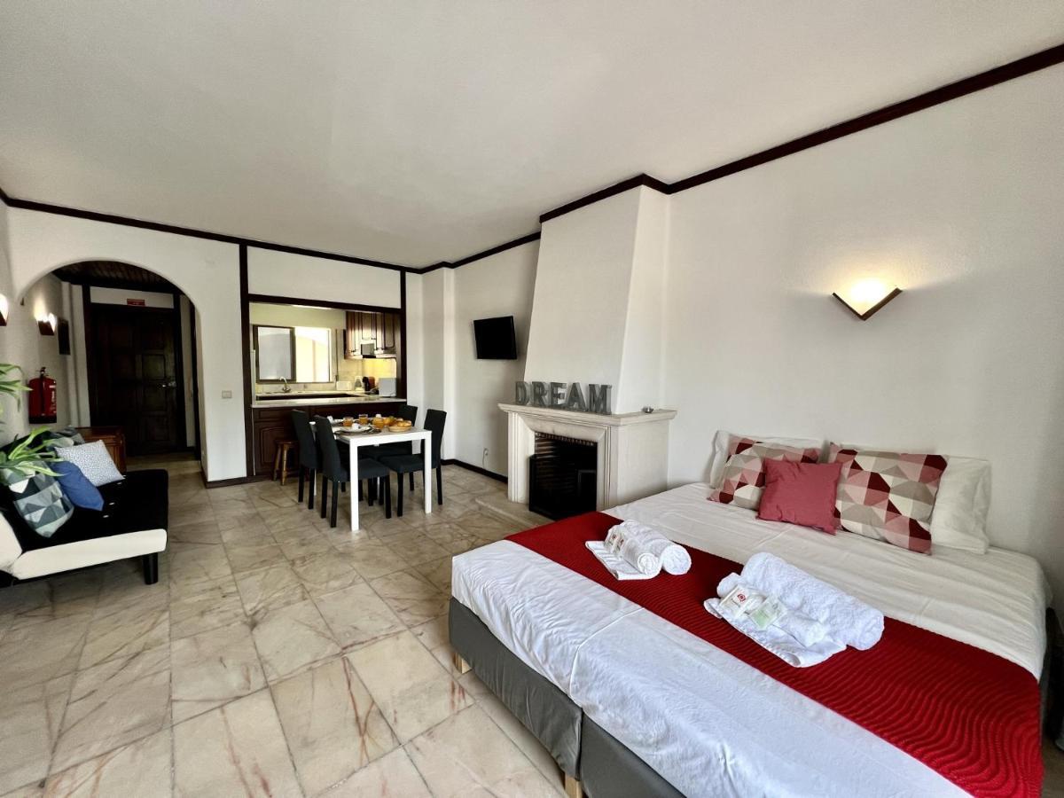 Albufeira Central 3 With Pool By Homing Eksteriør bilde